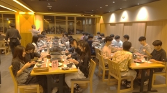 夕食はすき焼き。大変美味しくいただき、明日の自主研修に向けて力を蓄えました。 